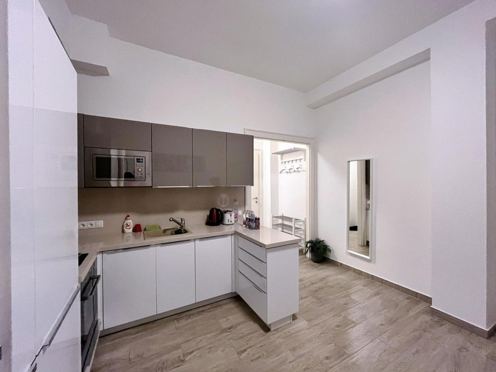 Boutique Family In The Heart Of City Apartment *