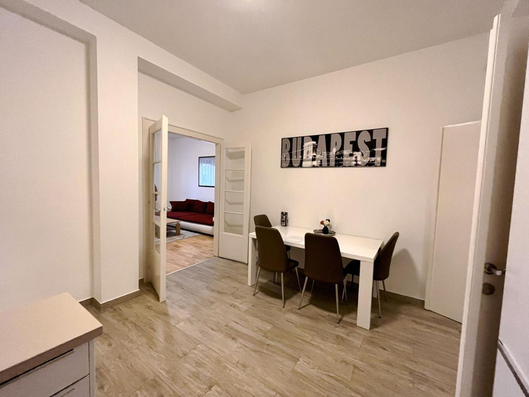 Boutique Family In The Heart Of City Apartment Budapest