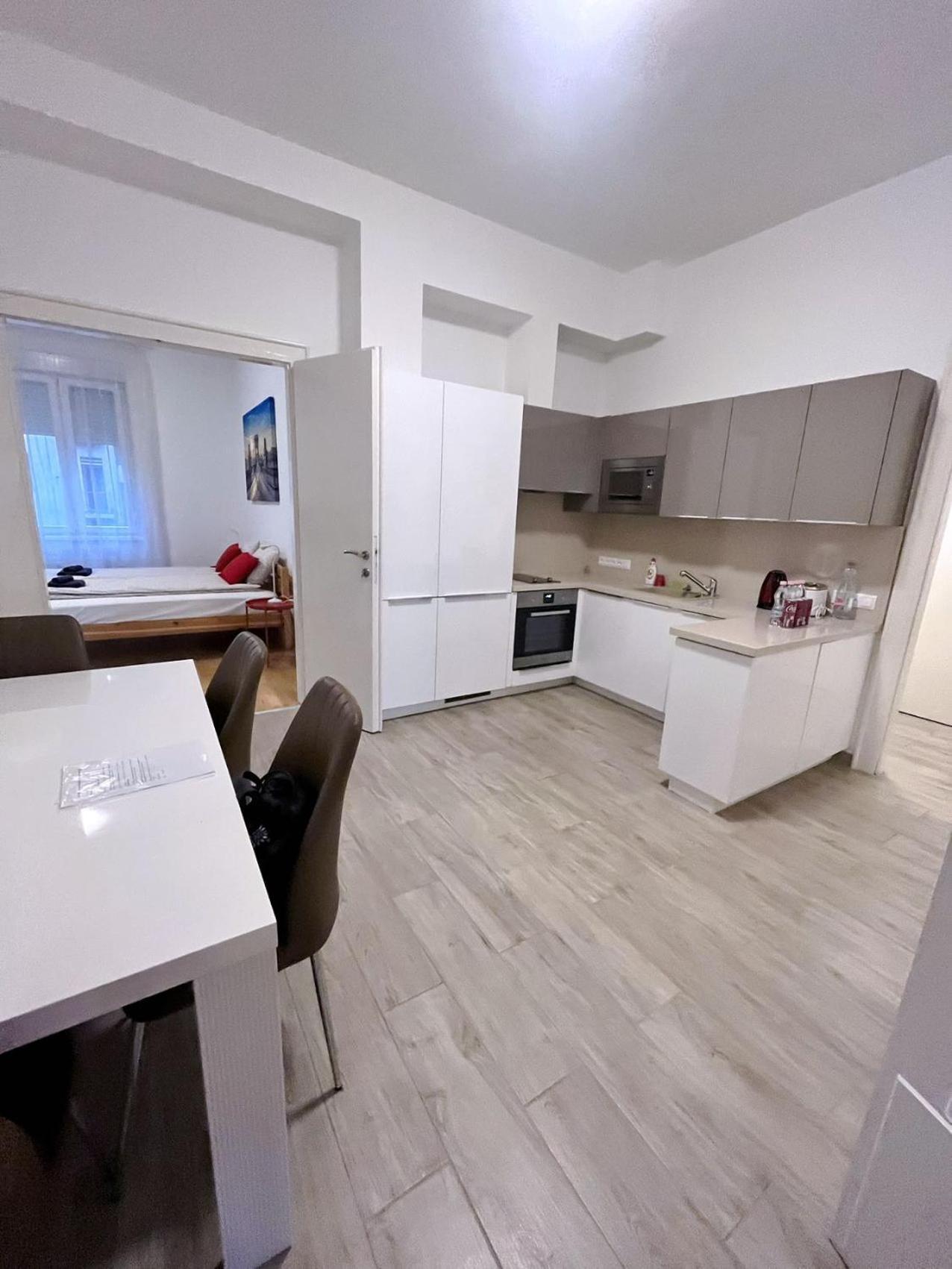 Apartment Boutique Family In The Heart Of City *