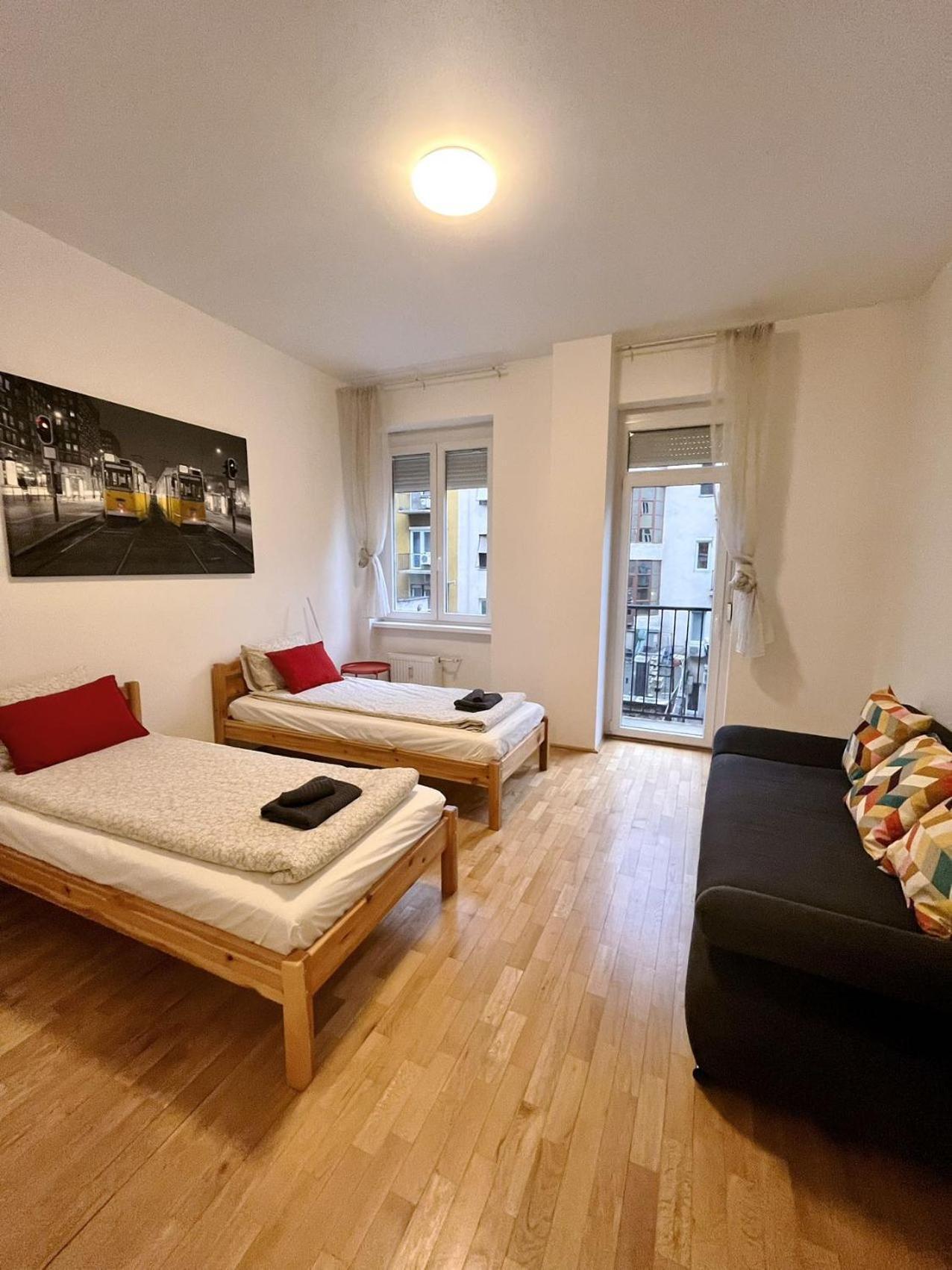 Boutique Family In The Heart Of City Apartment Budapest